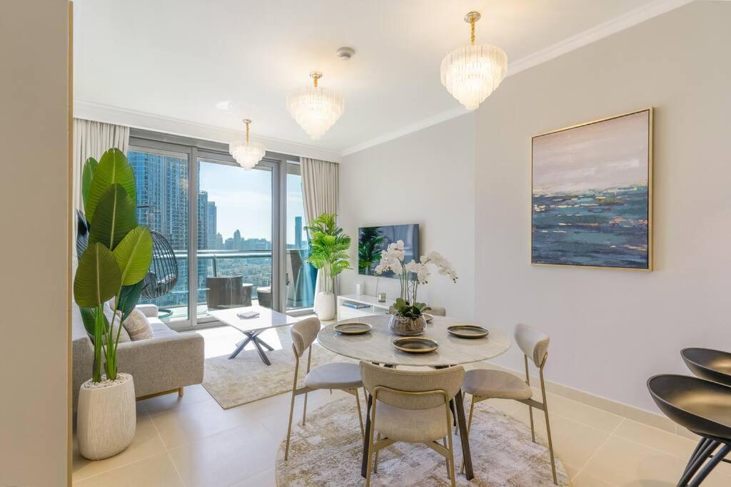 Larbi Breathtaking Burj Khalifa & Fountain Luxurious 1br Apartment