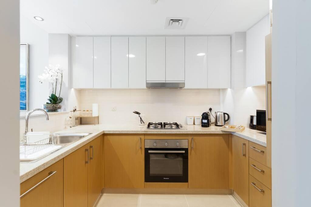 Apartment Larbi Breathtaking Burj Khalifa & Fountain Luxurious 1br *